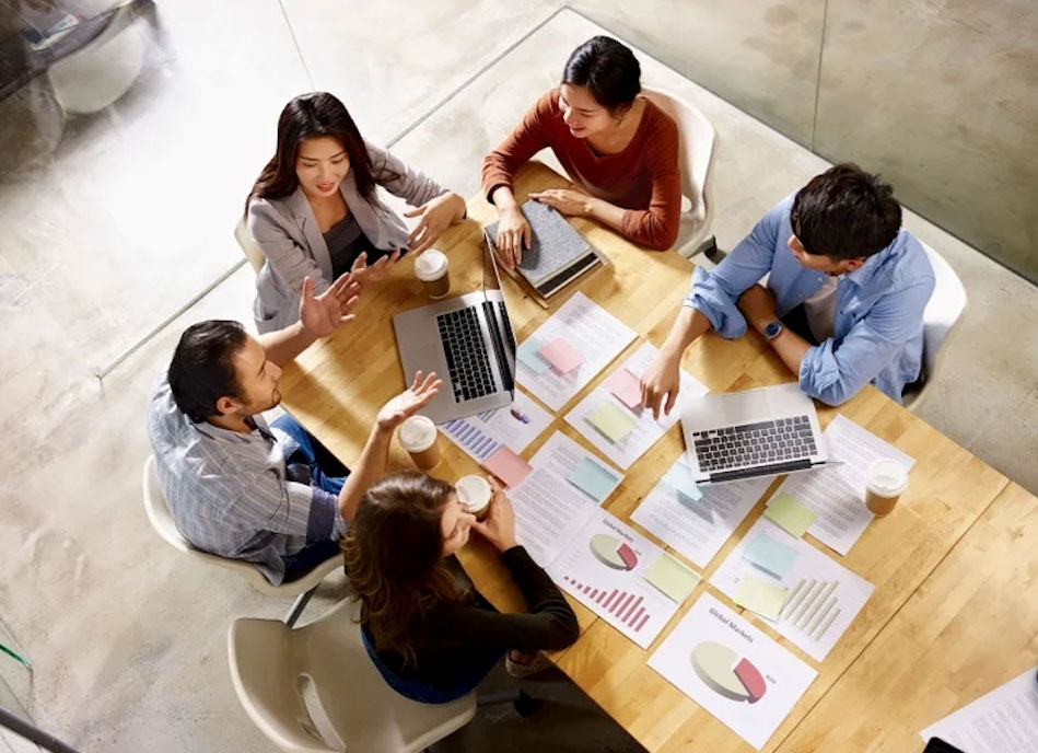 POS team members meeting